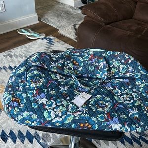 Vera Bradley Grand Traveler Bag - Blue Floral Bursts - NWT